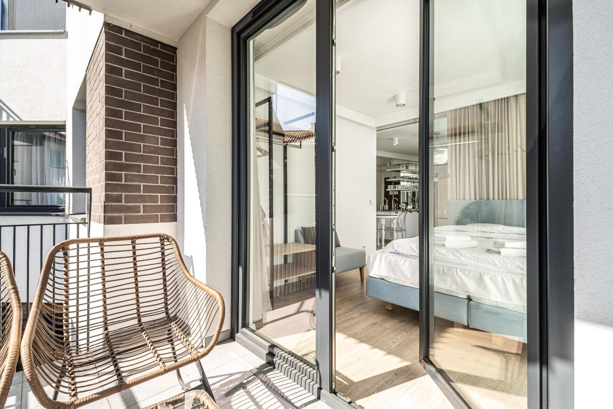 Rentplanet - Apartament Debniki クラクフ エクステリア 写真